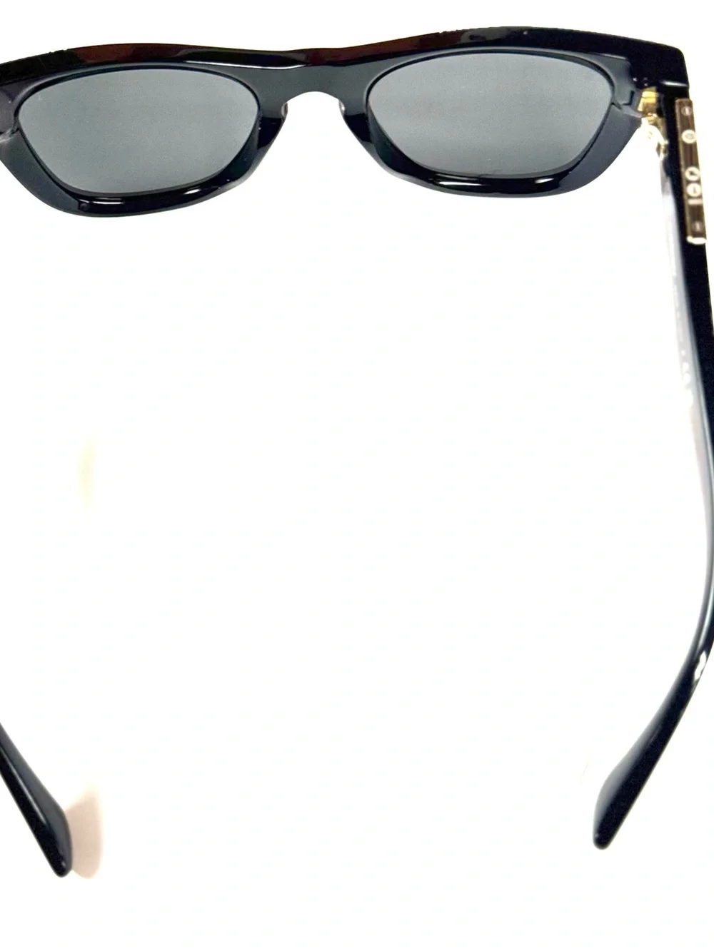 Classic Black Wayfarer Sunglasses - Burberry